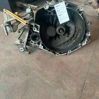 Cambio Opel Corsa a.2011 cc. 1.2 bz 16v 5 marce