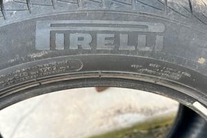 Pneumatici auto