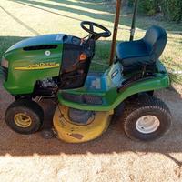 TRATTORINO TAGLIAERBA JOHN DEERE