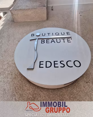 Vende attivita' centro estetico centralissima