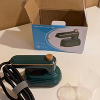 Ferro da stiro da viaggio.