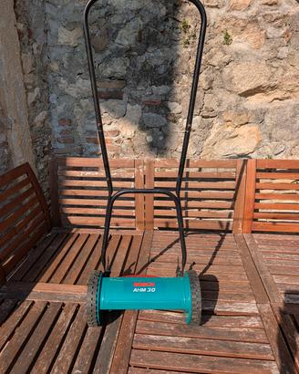 Rasaerba manuale a lame elicoidali AHM 30 Bosch