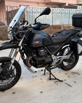 Moto Guzzi V85 TT (09/2022) - Km 4960 - come nuova