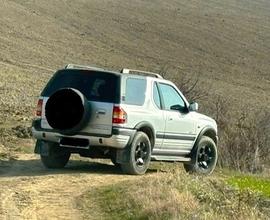 Opel frontera sport 3 p