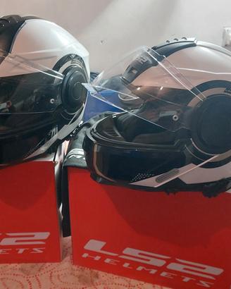 Due caschi Modulari ls2