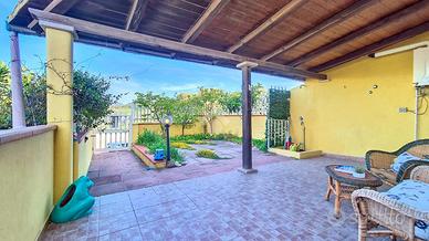 4 LOCALI A CASTELSARDO