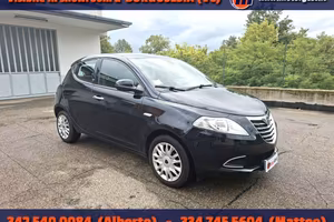 Lancia Ypsilon 5 Porte Ypsilon 1.2 Silver