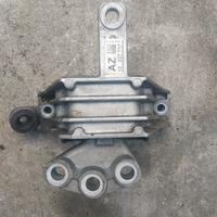 Supporto motore anteriore dx opel insigna 2010
