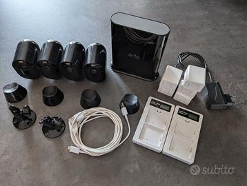 Videosorveglianza Arlo Pro3 con 4 telecamere