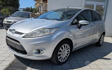 Ford Fiesta VI serie 1.4 Tdci 68 cv 5 porte