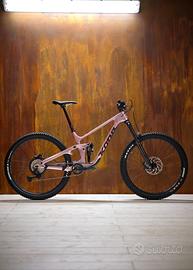 Bicicletta Enduro in carbonio Kona Process X/CR