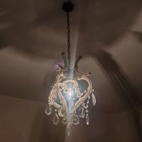 Lampadario con cristalli bianco