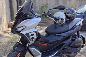 aprilia sr gt 125