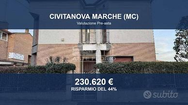 Immobile in asta di 351 m² con box auto a Civitano