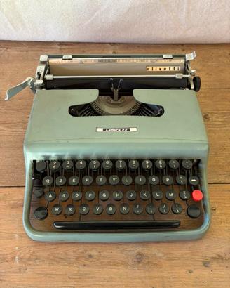 Olivetti Lettera 22