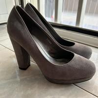 Scarpe con tacco color grigio taglia 37