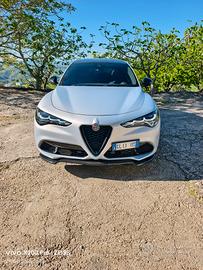 Alfa Romeo Stelvio Competizione