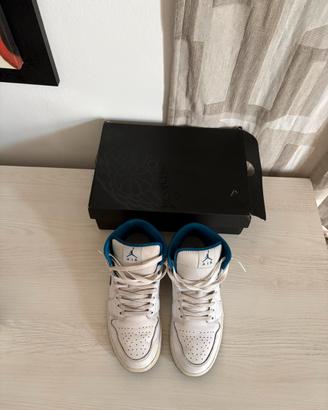 Air Jordan 1 Mid bianche/azzurre – numero 44