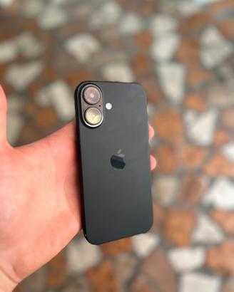 iPhone 16