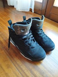 Scarpe Jordan bimbo numero  33 MVP come nuove