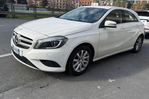 Mercedes-benz A 180 d Automatic Business