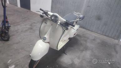 Vespa traveler 150