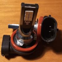 Coppia di lampadine a LED con attacco H11. Nuove