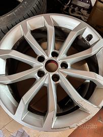 Cerchi in lega Audi A3-4 R18