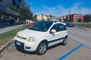 Autovettura Fiat Panda