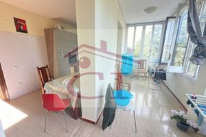 Trilocale arredato in zona periferica cod. 010