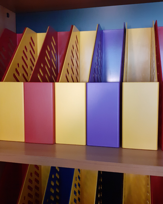 Cancelleria ufficio raccoglitori documenti e rivis