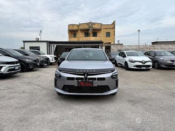 LANCIA Ypsilon Hybrid e-DCT Edizione Cassina