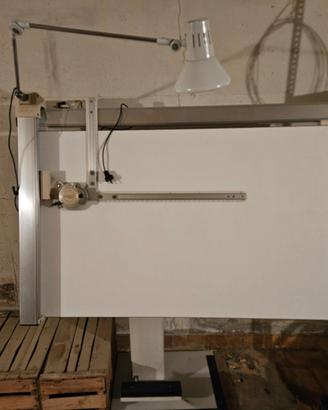Tavolo da disegno