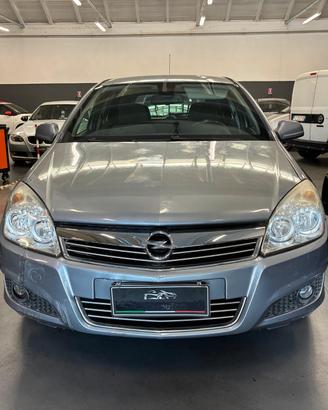 Opel Astra III 2010 SW 1.6 Enjoy Gpl-tech 115cv