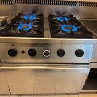4 fuochi a gas per cucina bar o ristorante