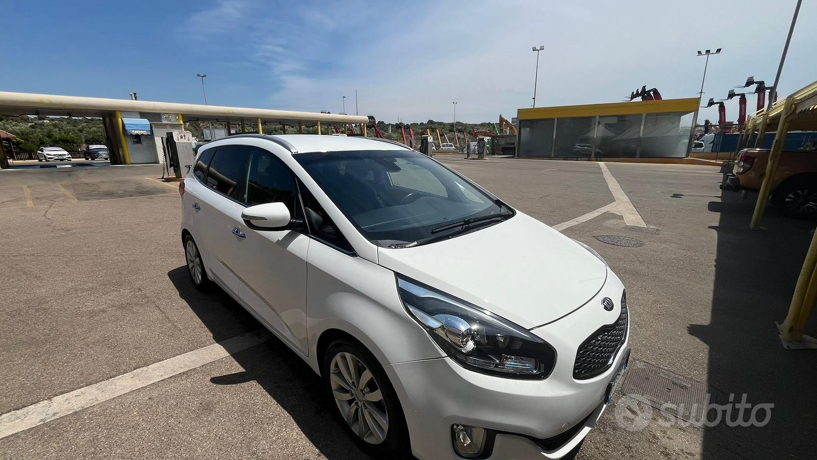 Kia carens 7 posti. - Auto In vendita a Taranto