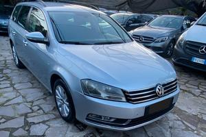 Volkswagen Passat 2.0 TDI DSG Highline BlueM. Tech