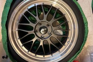JR Japan Racing JR23 19X8,5