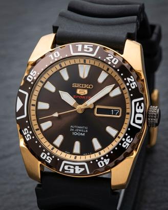 SEIKO 5 SPORTS - 100M  (prezzo Non trattabile) 