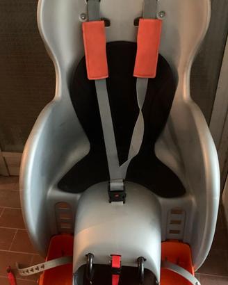 Seggiolino per bambini per bicicletta.