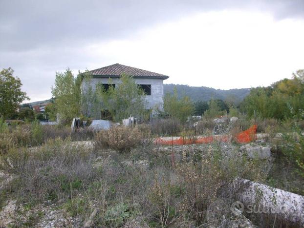 Terreno edificabile a Bettona (PG)