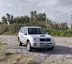 Toyota RAV4 2.0 D-4D 4x4 (2002) – Iscritta ASI/CRS