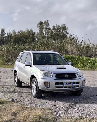Toyota RAV4 2.0 D-4D 4x4 (2002) – Iscritta ASI/CRS