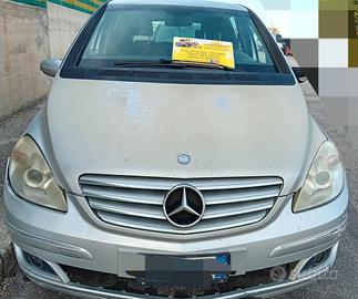 RICAMBI VARI  MERCEDESCLASSE B 200 ANNO2008 CC 2 D