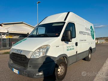 IVECO DAILY 35s15 climatizzato