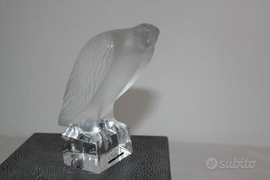 LALIQUE COLLECTORS SOCIETY "MOTIF AIGLE FRONDEUR"