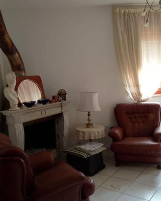 Camino in marmo di Carrara