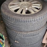 Gomme 215/55 R16 97Y