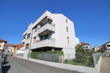 6 LOCALI A TROFARELLO