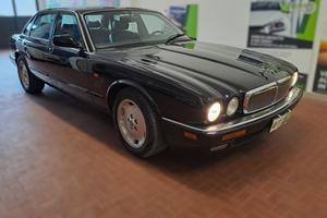 JAGUAR XJ6 3.2 cat